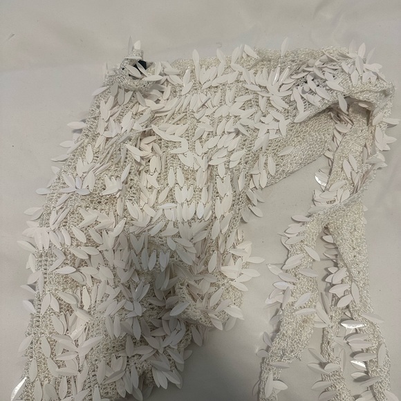 White Textured Scarf with Leaf Accents - Picture 1 of 5